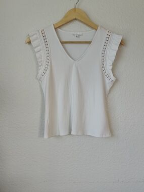 Love and Promises White Ribbed Ruffle V-Neck Top S